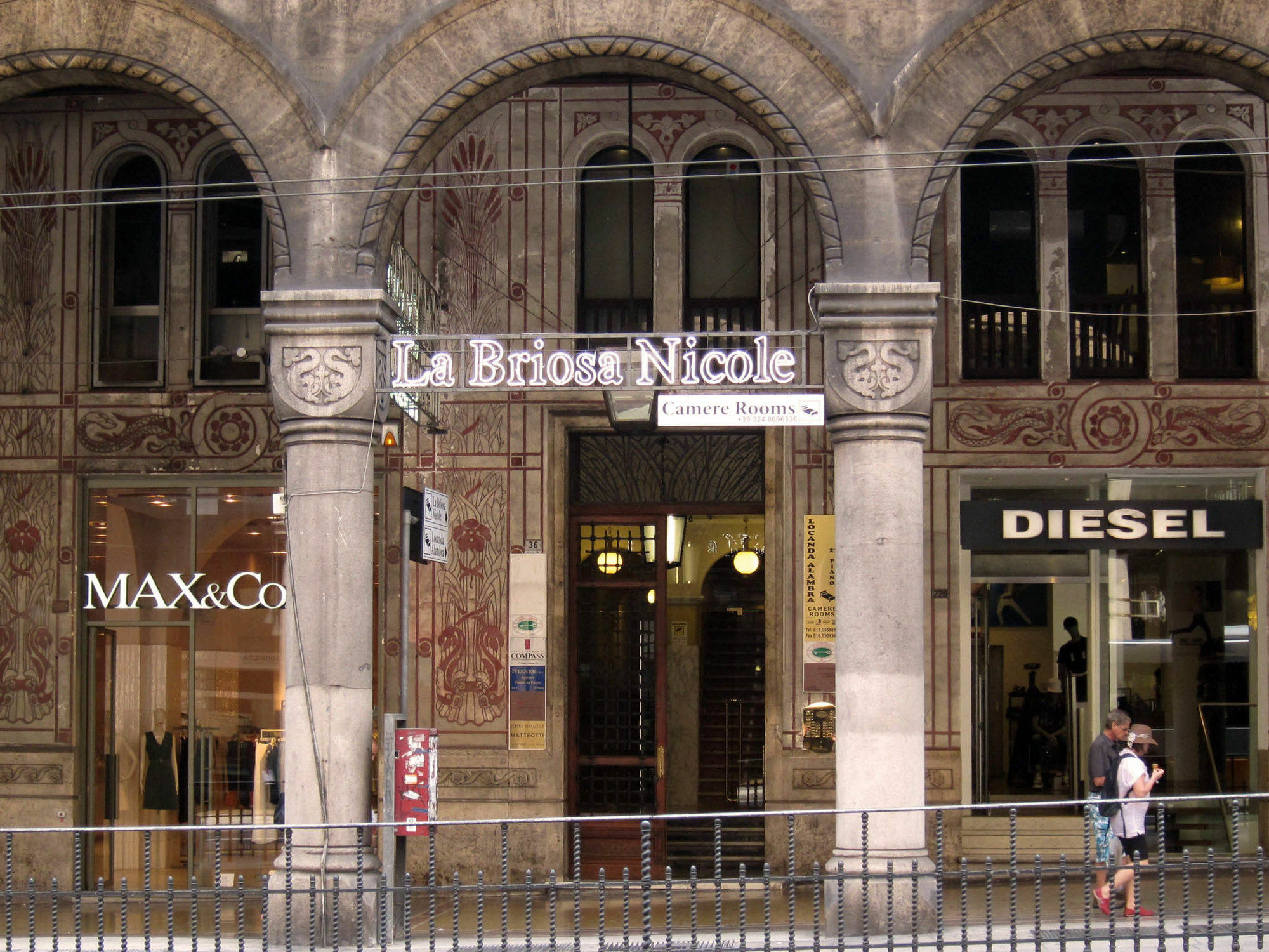 Guesthouse La Briosa Nicole Генуя Экстерьер фото